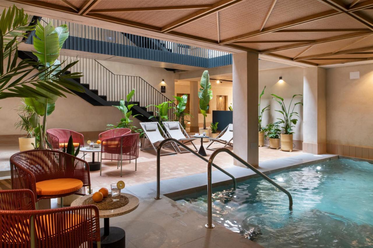 Rincones De Lola - Castilla 91 - Shared Jacuzzi Villa Sevilla Bagian luar foto