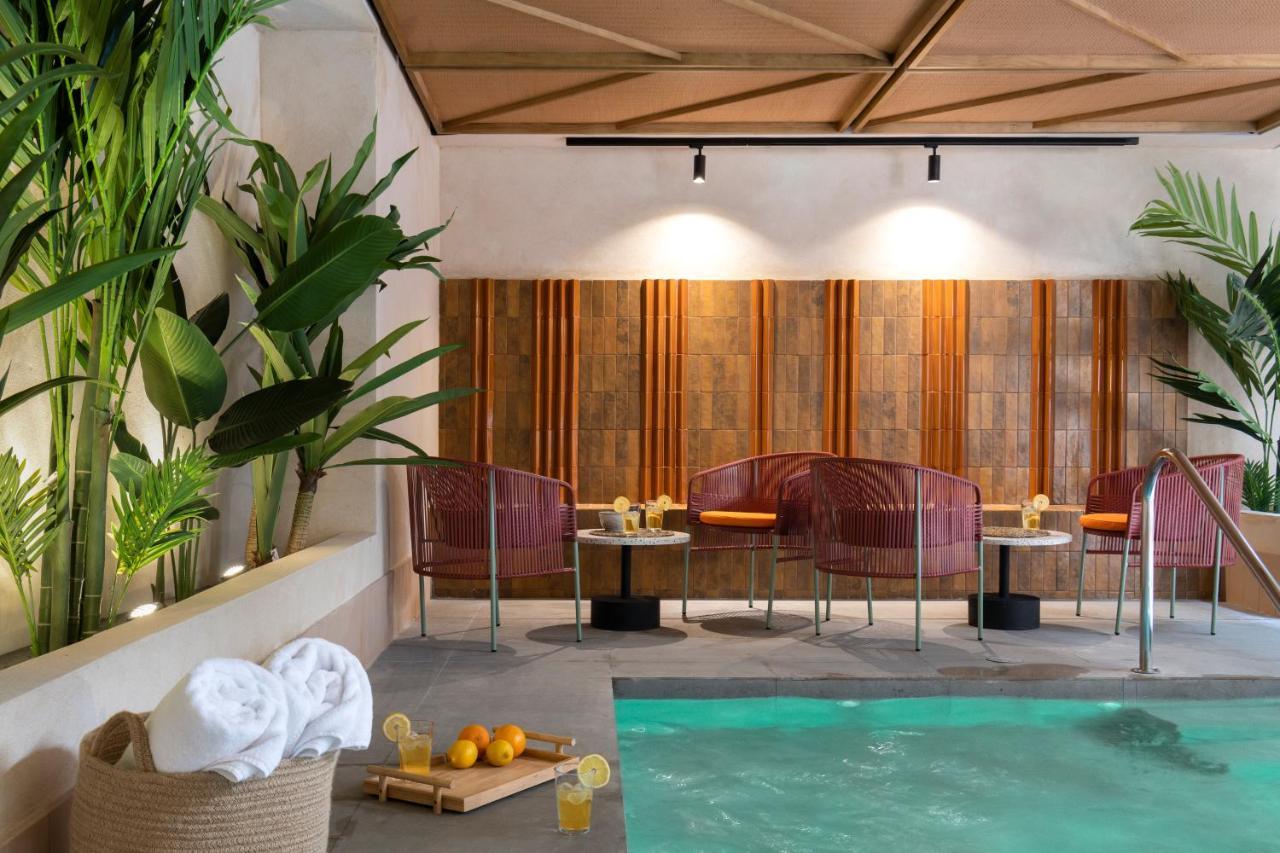 Rincones De Lola - Castilla 91 - Shared Jacuzzi Villa Sevilla Bagian luar foto